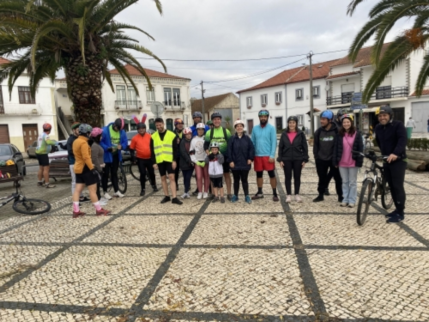 Último passeio de bicicleta do projeto “Dos pés à Cabeça” realizou-se a partir do Ramalhal